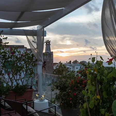 Palazzo Monterone * Forio (Isola d'Ischia)